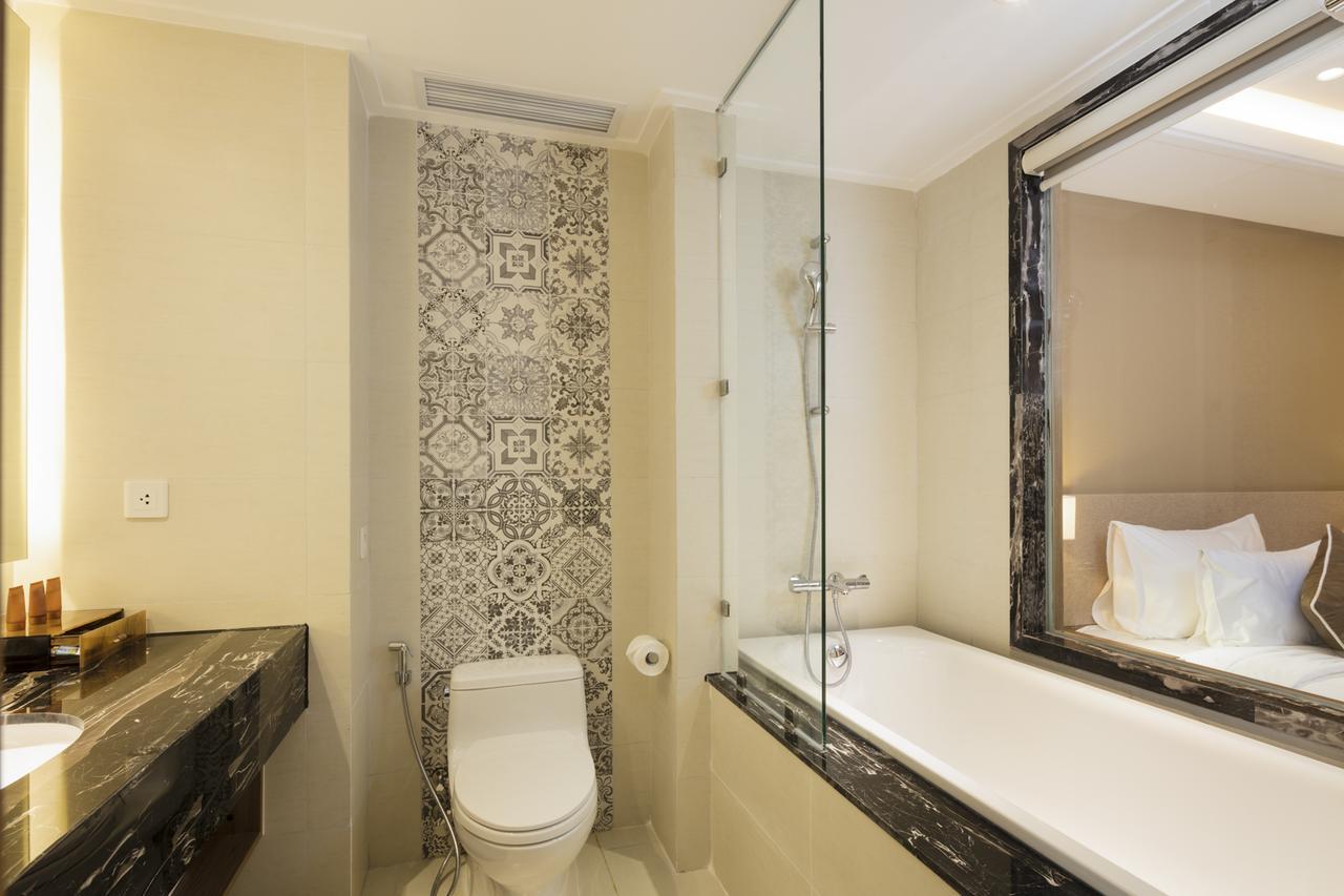 Premier Deluxe Twin Room with Sea View